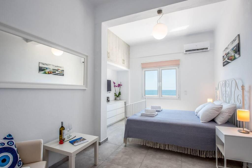 Amazing Seafront Suite Ierápetra Eksteriør billede