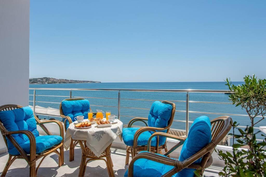 Amazing Seafront Suite Ierápetra Eksteriør billede